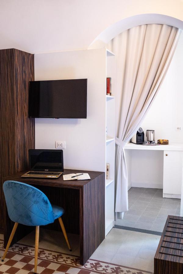 Riflessi Acireale Palace Suites מראה חיצוני תמונה